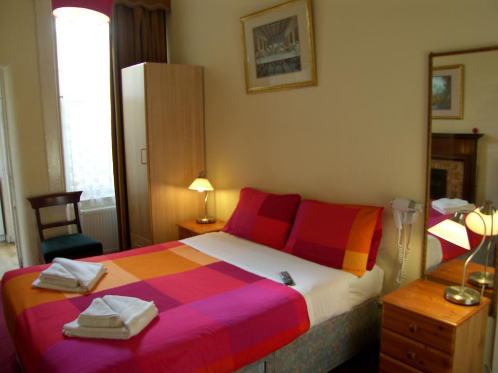 Regis Guest House エディンバラ 部屋 写真