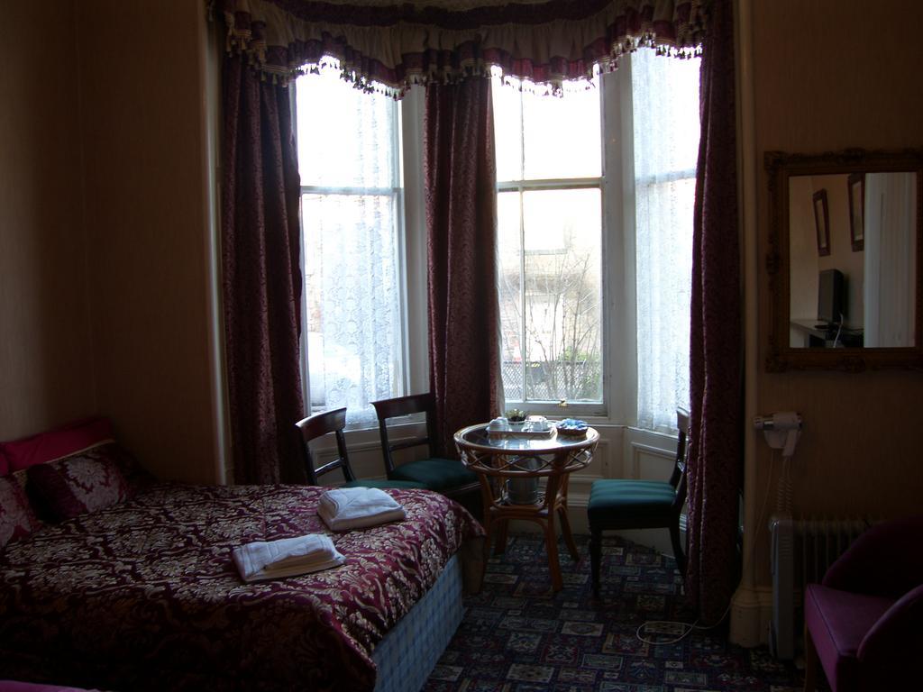 Regis Guest House エディンバラ 部屋 写真
